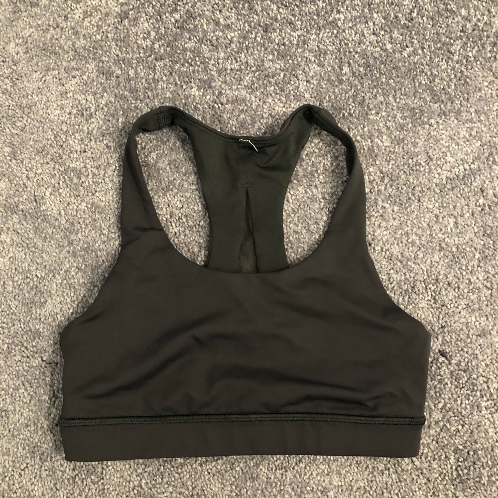 Black Lululemon Bra. No Pads. Size 4.